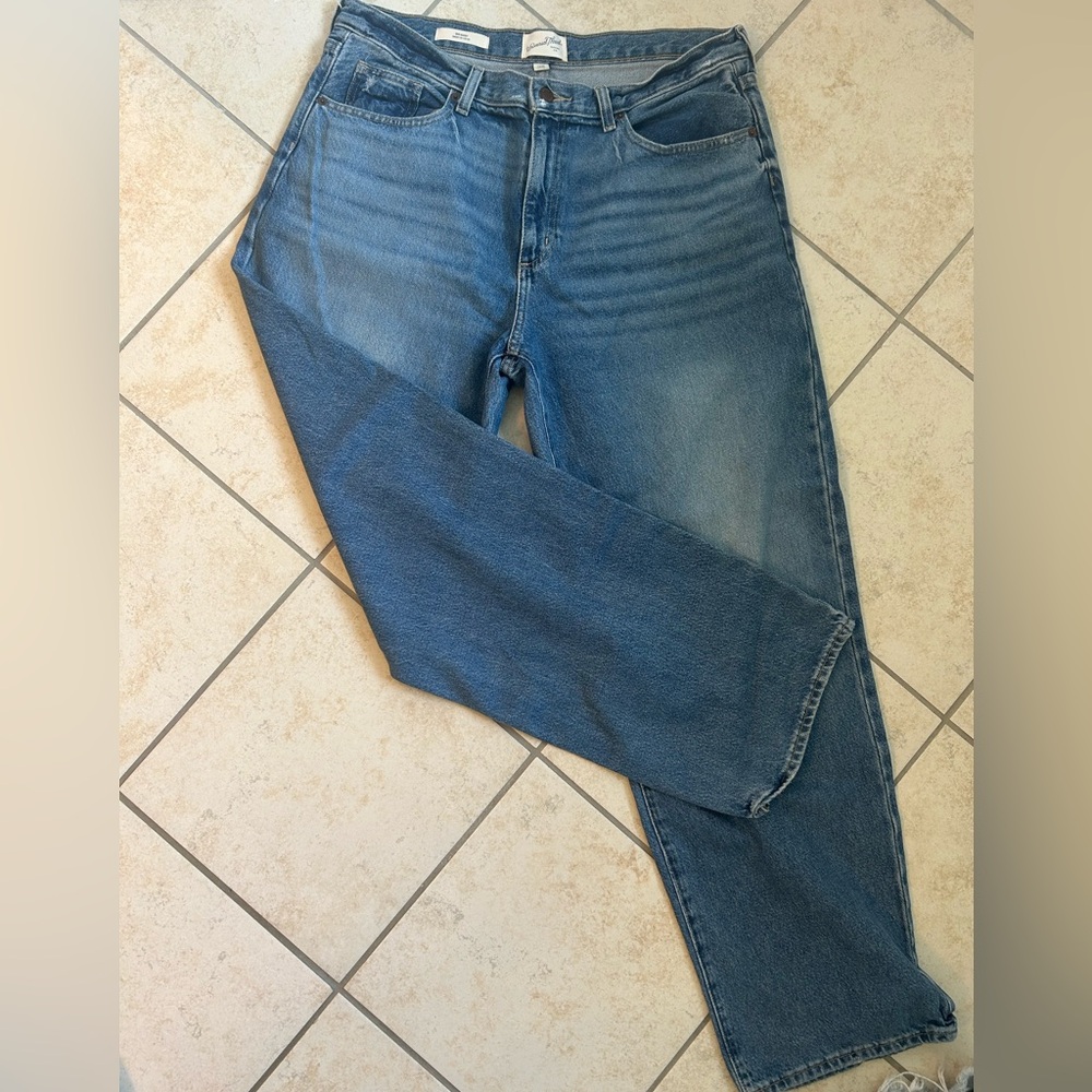 Universal Thread Women's Wide Leg Jeans - Medium Blue Wash